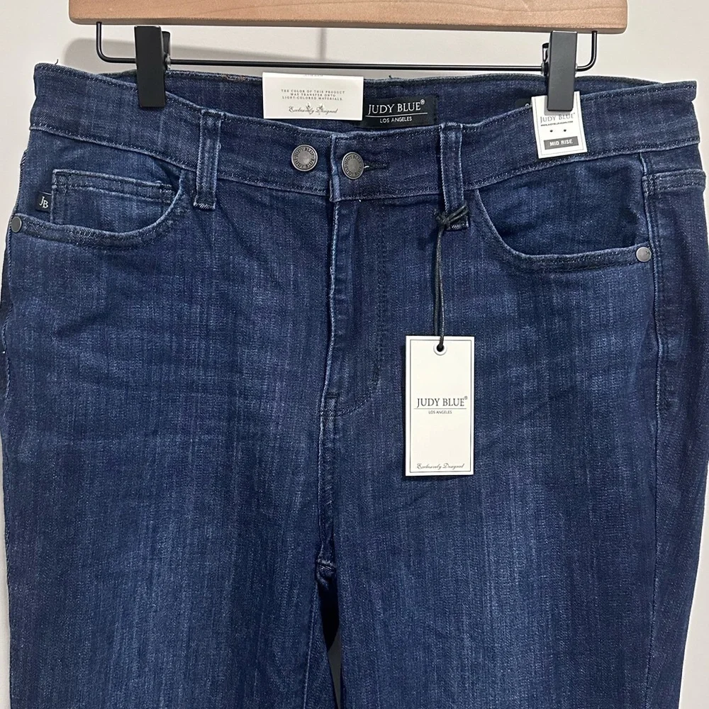 Judy Blue Mid Rise Skinny Dark Wash Jeans, Raw Hem - size 31